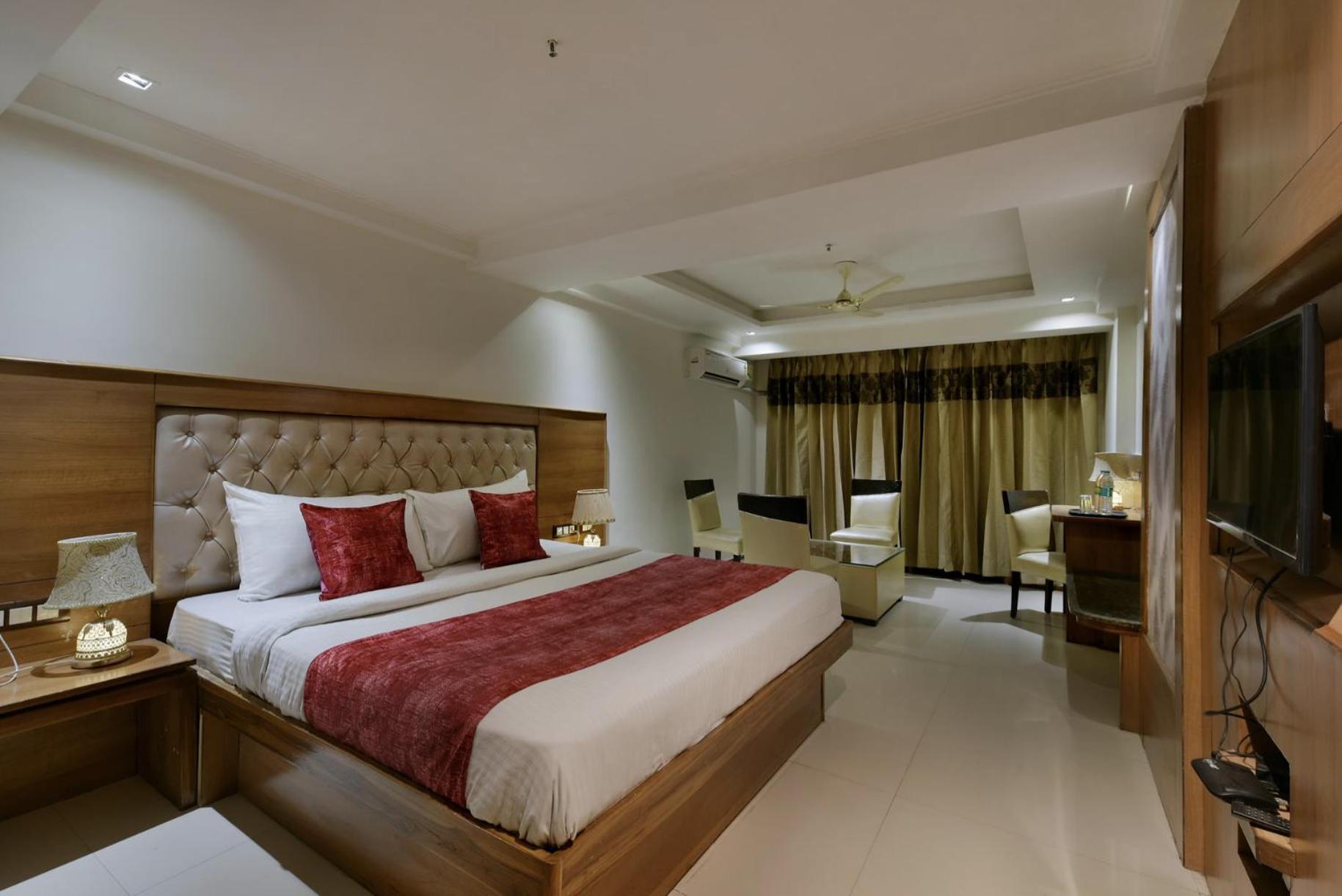 Hotel Lotus Paradise - Banquet & Dining - Near Murthal Sukhdev Rāi Buitenkant foto