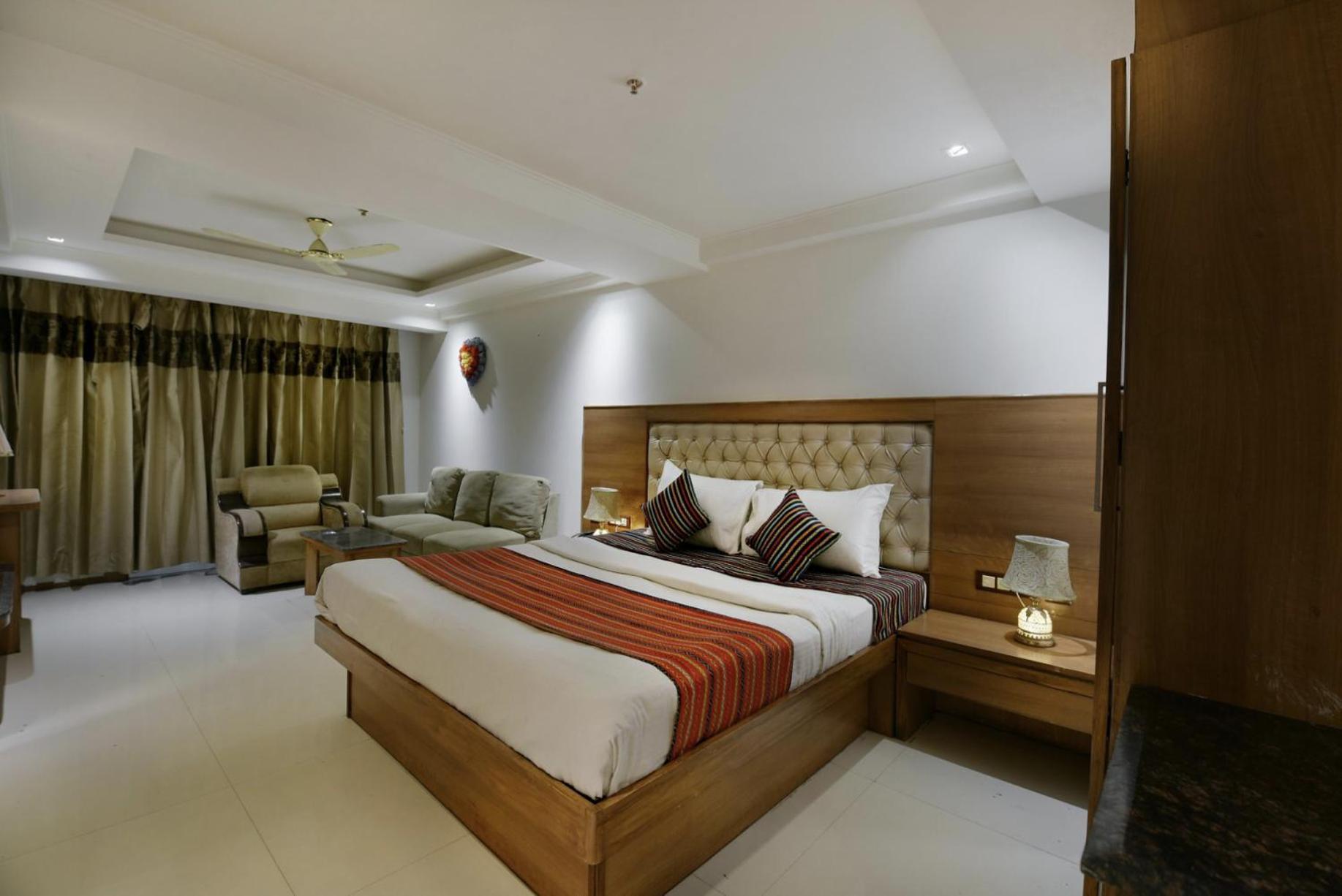 Hotel Lotus Paradise - Banquet & Dining - Near Murthal Sukhdev Rāi Buitenkant foto
